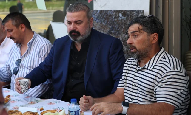 Çaykur Rizespor'un Yönetimi Halkla Buluştu: Dayanışma ve Gelecek Planları Konuşuldu