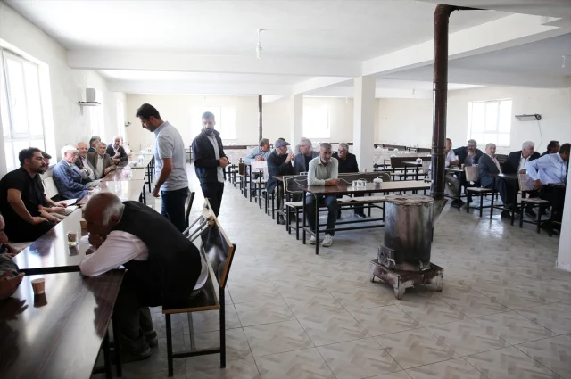 Bitlisli Şehitlerin Ailelerine Şehadet Haberi Ulaştı