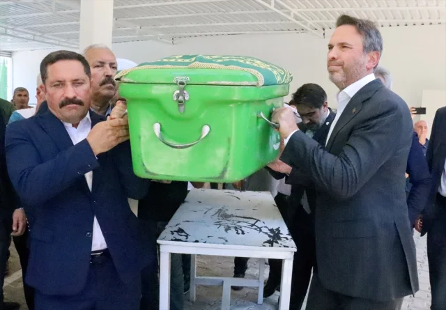 Enerji Bakanı Alparslan Bayraktar Hatay'da Cenaze Törenine Katıldı