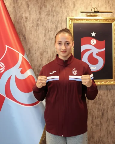 Trabzonspor'un Boks Ringinde Yeni Yıldızı Dilara Sak