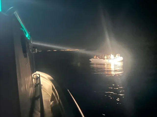 Muğla'da Sahil Güvenlik Ekibinden Düzensiz Göçmen Operasyonu