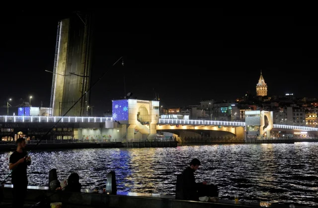 İstanbul'un Simgesi Yeni Galata Köprüsü'nde Bakım Çalışmaları Başladı