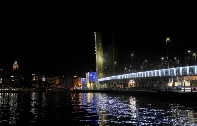 İstanbul'un Simgesi Yeni Galata Köprüsü'nde Bakım Çalışmaları Başladı