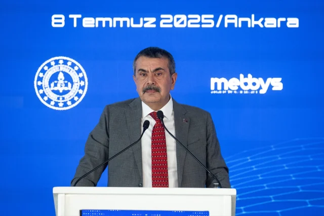 Milli Eğitimde Yeni Dönem: Dijital Yönetim Sistemleriyle Geleceğin Eğitimi
