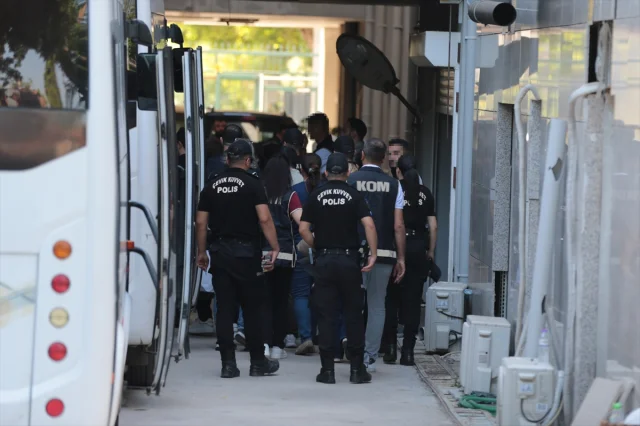 Manavgat Belediyesinde Rüşvet ve Zimmet Soruşturması Büyüyor: 7 Yeni Gözaltı