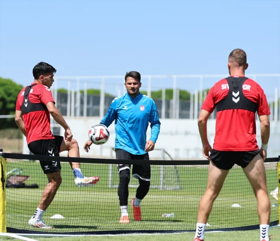 Sivasspor'un Yeni Sezon Hazırlıkları Yoğun Tempoda Devam Ediyor