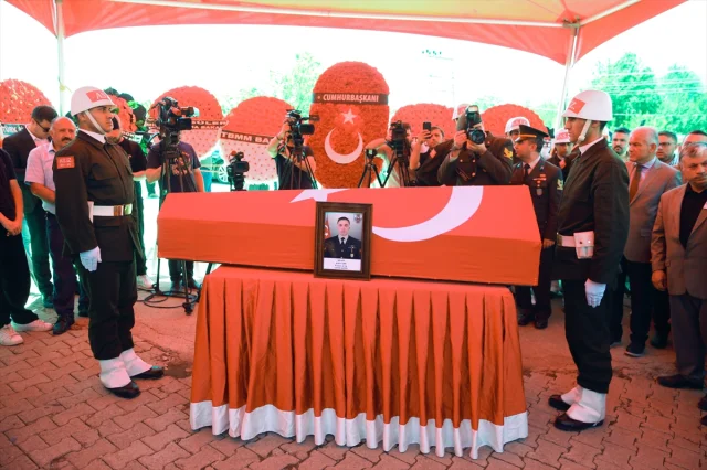 Ordu'da Şehit Olan Uzman Çavuş Kani Obi'yi Binler Son Yolculuğuna Uğurladı