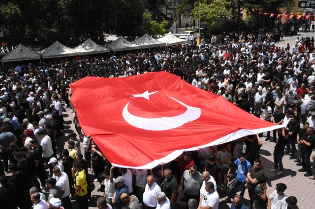 Aksaray'da Şehit Piyade Sözleşmeli Er Özkan Özkanlı Son Yolculuğuna Uğurlandı