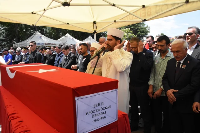 Aksaray'da Şehit Piyade Sözleşmeli Er Özkan Özkanlı Son Yolculuğuna Uğurlandı