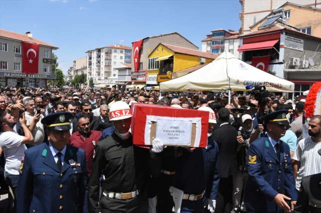 Aksaray'da Şehit Piyade Sözleşmeli Er Özkan Özkanlı Son Yolculuğuna Uğurlandı
