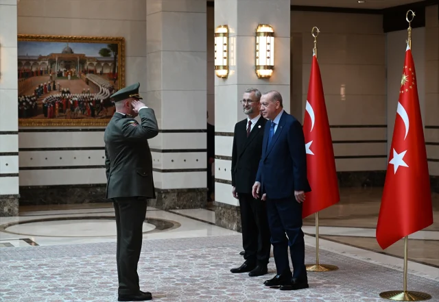 Cumhurbaşkanı Erdoğan'dan Diplomatik Temaslar