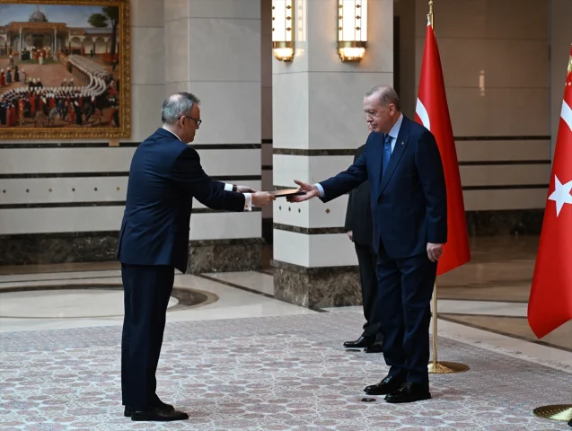 Cumhurbaşkanı Erdoğan'dan Diplomatik Temaslar
