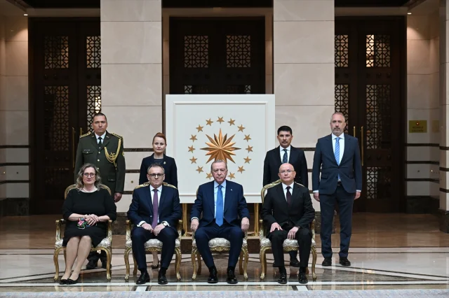Cumhurbaşkanı Erdoğan'dan Diplomatik Temaslar