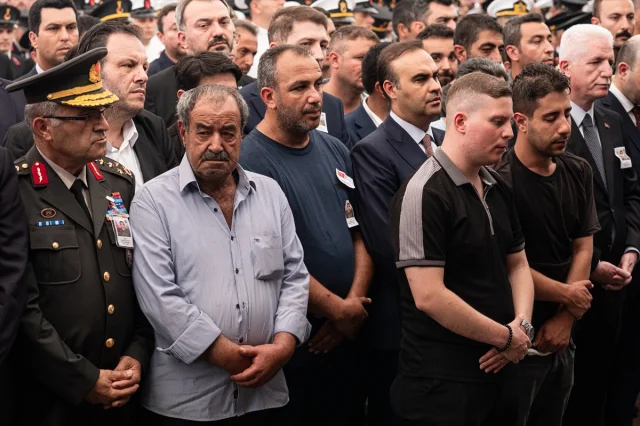 Şehit Ahmet Gültekin İstanbul'da Toprağa Verildi
