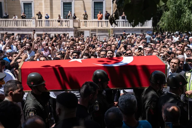 Şehit Ahmet Gültekin İstanbul'da Toprağa Verildi