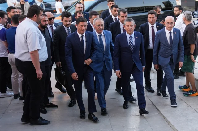 CHP Lideri Özel'den Medya Özgürlüğü Vurgusu