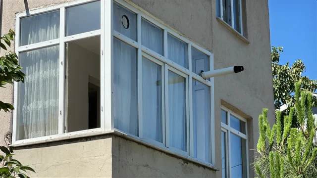 Düzce'de Aile İçinde Trajik Olay: Eşini Bıçaklayan Kadın Adliyeye Sevk Edildi