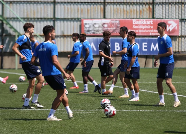 İlhan Palut: Çaykur Rizespor'da Yeni Sezon Hedefleri