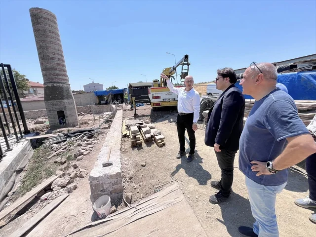 Edirne'de Tarihi Şeyh Şüceaddin Camisi Gün Yüzüne Çıkıyor