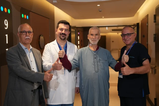 İstanbul'da Çığır Açan Bypass Ameliyatı Cezayirli Hastaya Umut Oldu