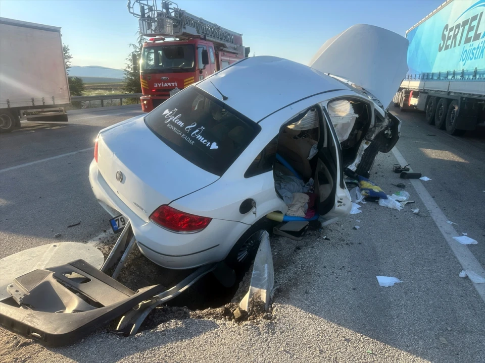 Afyonkarahisar'daki Feci Trafik Kazasında Üsteğmen Hayatını Kaybetti