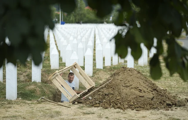 Srebrenitsa Soykırımı'nın 30. Yılında Anma Hazırlıkları Başladı