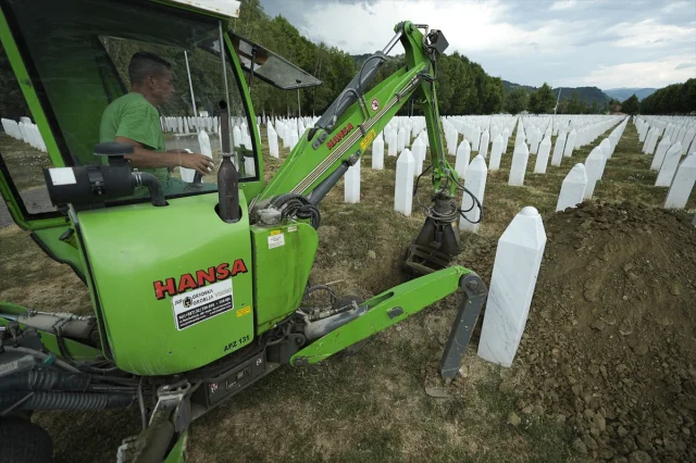 Srebrenitsa Soykırımı'nın 30. Yılında Anma Hazırlıkları Başladı