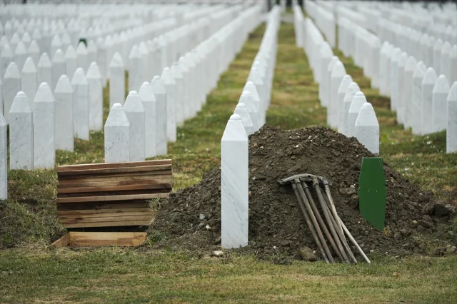 Srebrenitsa Soykırımı'nın 30. Yılında Anma Hazırlıkları Başladı