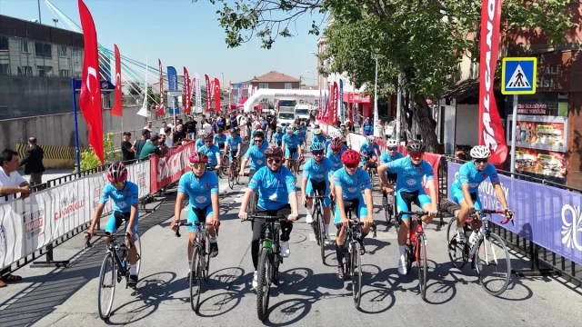 Şehit Ömer Halisdemir Bisiklet Turu İstanbul’dan Resmi Törenle Başladı