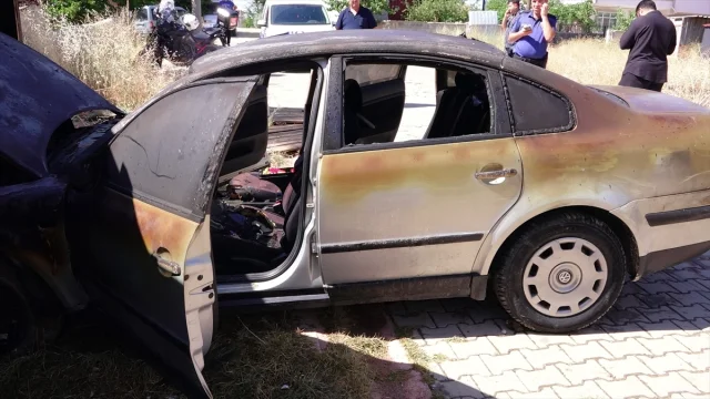 Kırıkkale'de Ot Yangını Garajı Küle Çevirdi