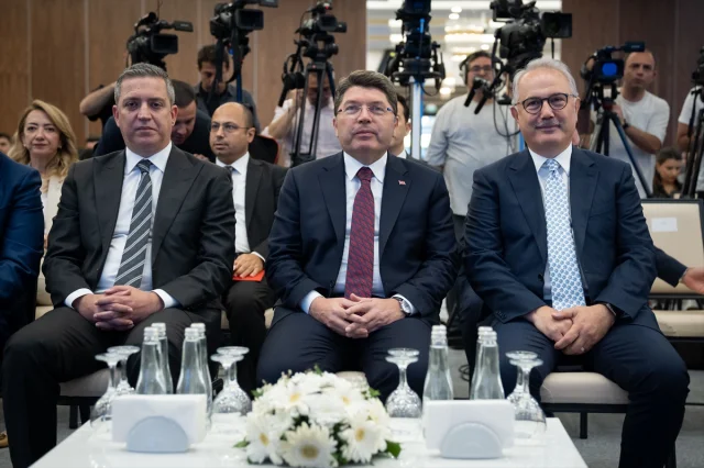 Genç Avukatlara Yenilikçi Kredi Desteği Başlıyor