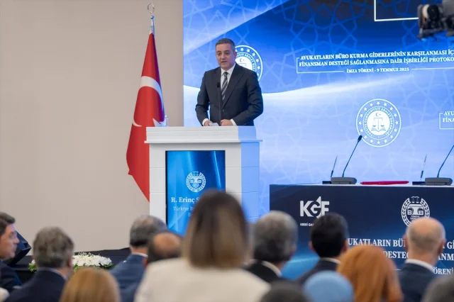 Genç Avukatlara Yenilikçi Kredi Desteği Başlıyor