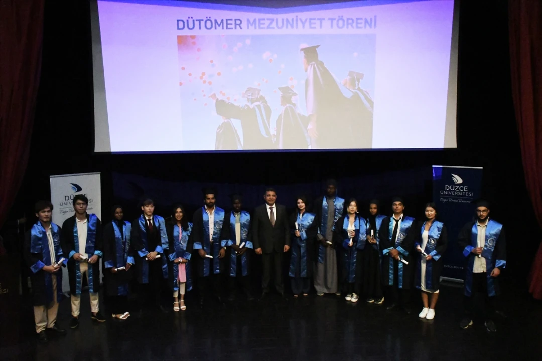 Düzce Üniversitesi'nde 11 Ülkeden Gelen Öğrenciler Türkçe Eğitimini Başarıyla Tamamladı
