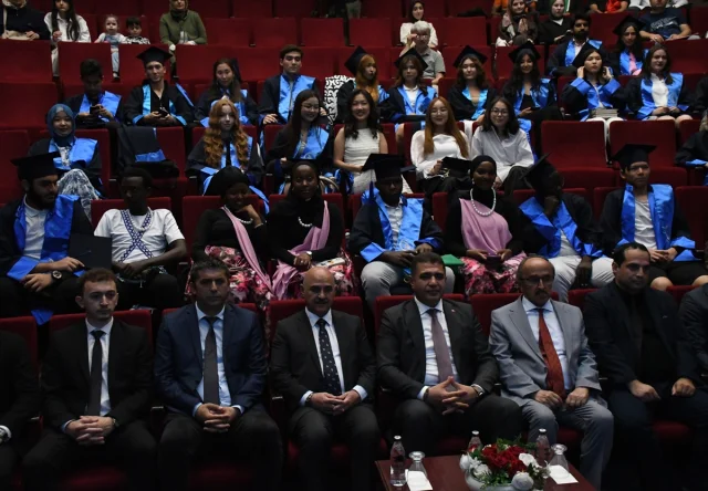 Düzce Üniversitesi'nde 11 Ülkeden Gelen Öğrenciler Türkçe Eğitimini Başarıyla Tamamladı