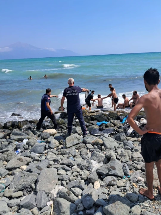 Hatay'da Rip Akıntısından Mucizevi Kurtuluş
