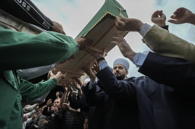 Srebrenitsa’nın 30. Yılında Gözyaşlarıyla Veda