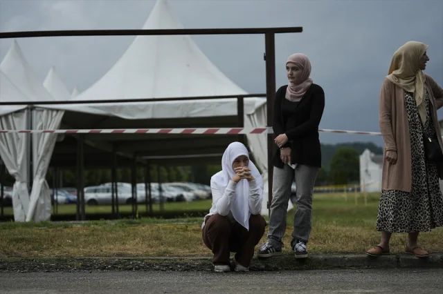 Srebrenitsa’nın 30. Yılında Gözyaşlarıyla Veda