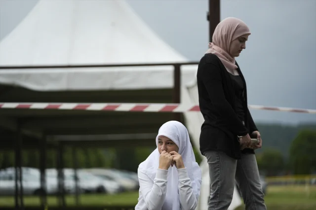 Srebrenitsa’nın 30. Yılında Gözyaşlarıyla Veda