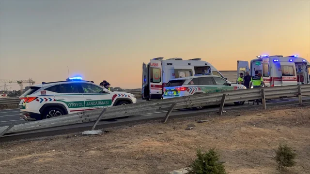 Kuzey Marmara Otoyolu'nda Feci Tır Kazası: İki Kişi Hayatını Kaybetti