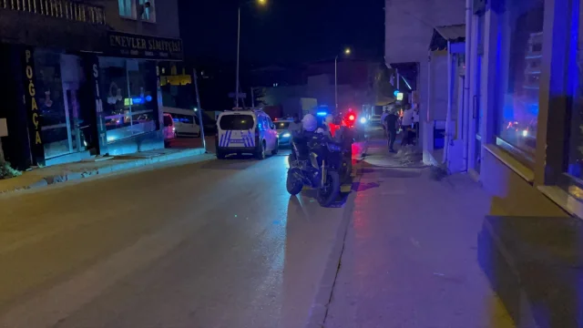 Bursa'da Firari Teklifi Gerginliği: Yakınlar Polis Müdahalesini Engellemeye Çalıştı