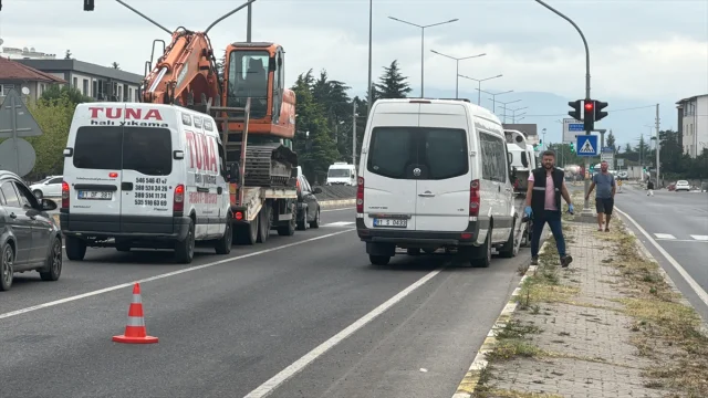 Düzce'de Minibüsün Çarptığı Bisikletli Hayatını Kaybetti