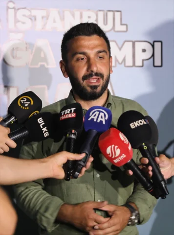 Bilal Erdoğan TÜGVA Gençlik Kampında Gençlerle Buluştu
