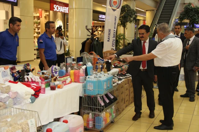 Kayseri'de Umut ve Sabırla: Cezaevlerinden Topluma El Sanatl...