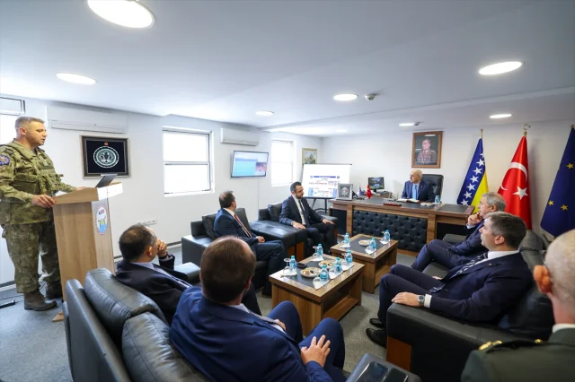 Numan Kurtulmuş Bosna Hersek'te Türk Temsil Heyetini Ziyaret Etti