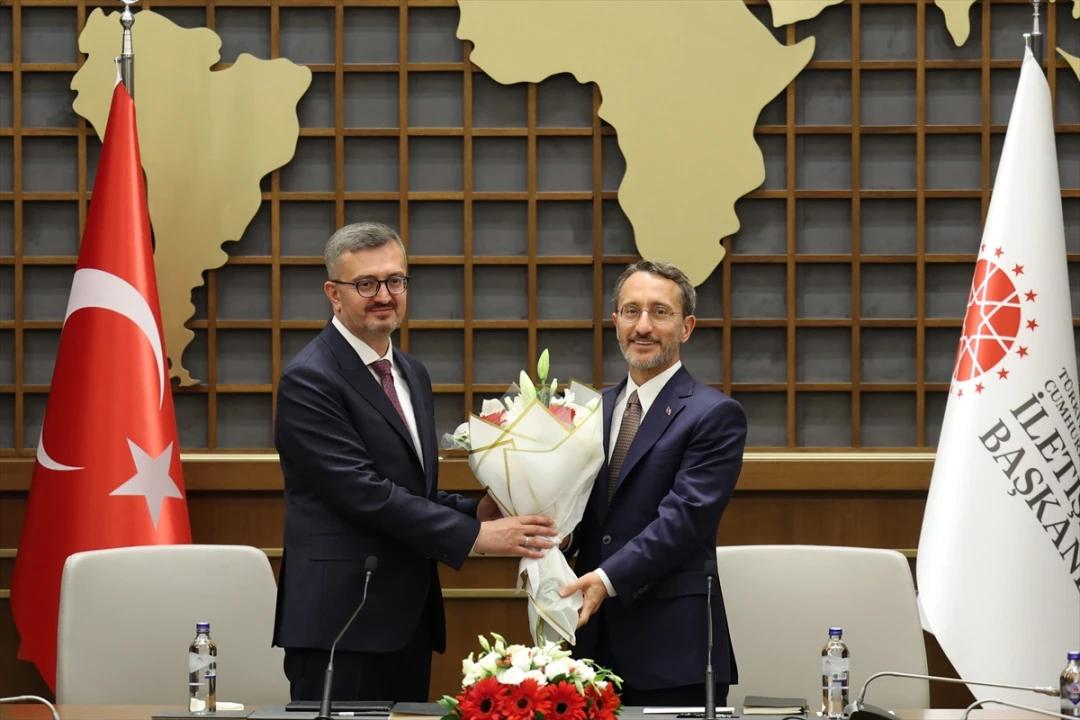 Burhanettin Duran İletişim Başkanlığı Bayrağını Devraldı