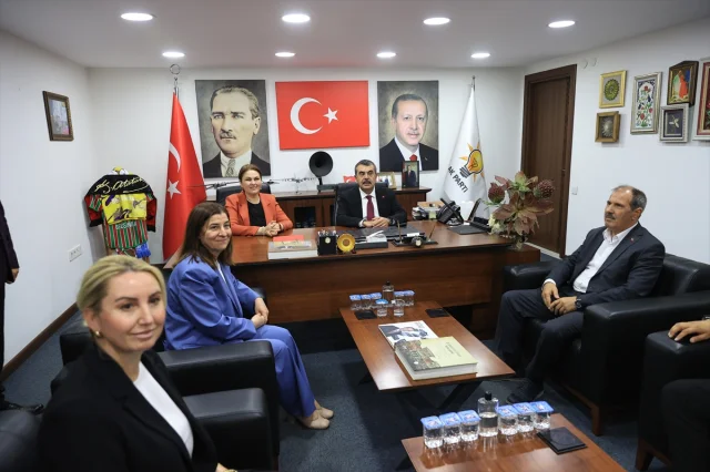 Milli Eğitim Bakanı Tekin Edirne'de Siyasi Temaslarda Bulundu