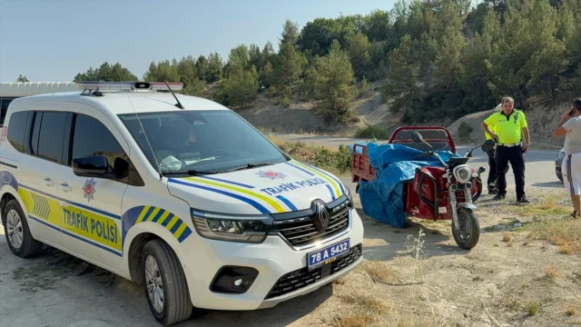 Karabük'te Motorlu Bisiklet Kazasında Yaralanan Ailenin Durumu İyi