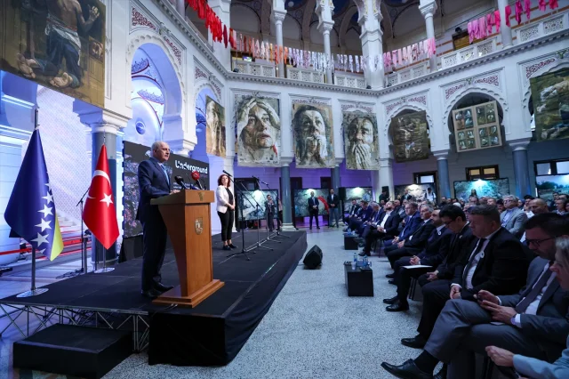 Numan Kurtulmuş Bosna Hersek'te Srebrenitsa'ya Dikkat Çekti