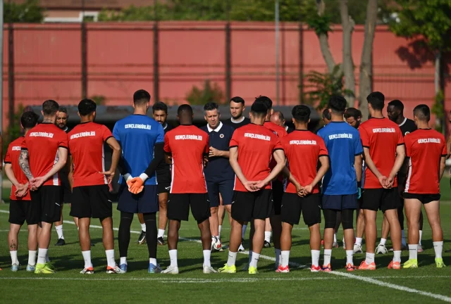Gençlerbirliği Süper Lig'de Yükselmeyi Hedefliyor