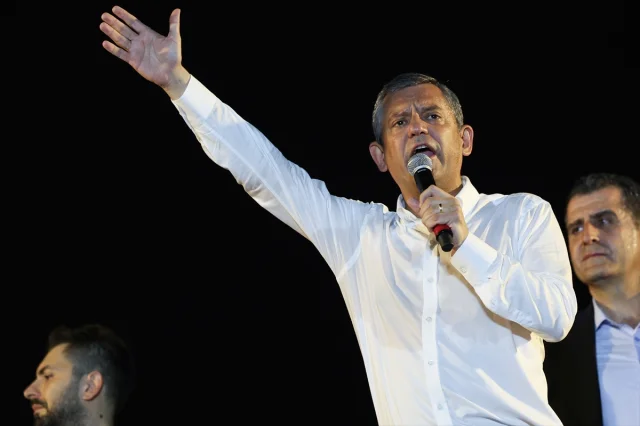 CHP Lideri Özgür Özel Adana Halkıyla Buluştu